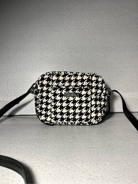 Vera Bradley Black & White Houndstooth Crossbody Bag (Read First)